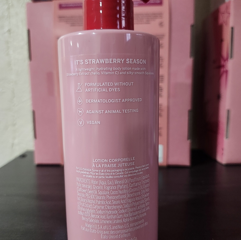 PINK Victoria's Secret Strawberry Body Lotion 12oz Pump Nwt - Picture 2 of 2